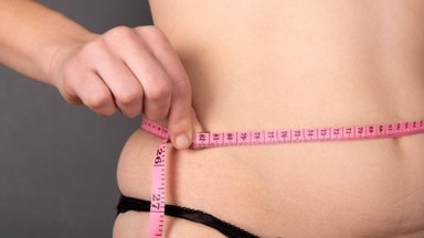 Atsikratę šių įpročių gerokai paspartinsite svorio metimą, net jei jūsų kūnas linkęs į pilnumą
