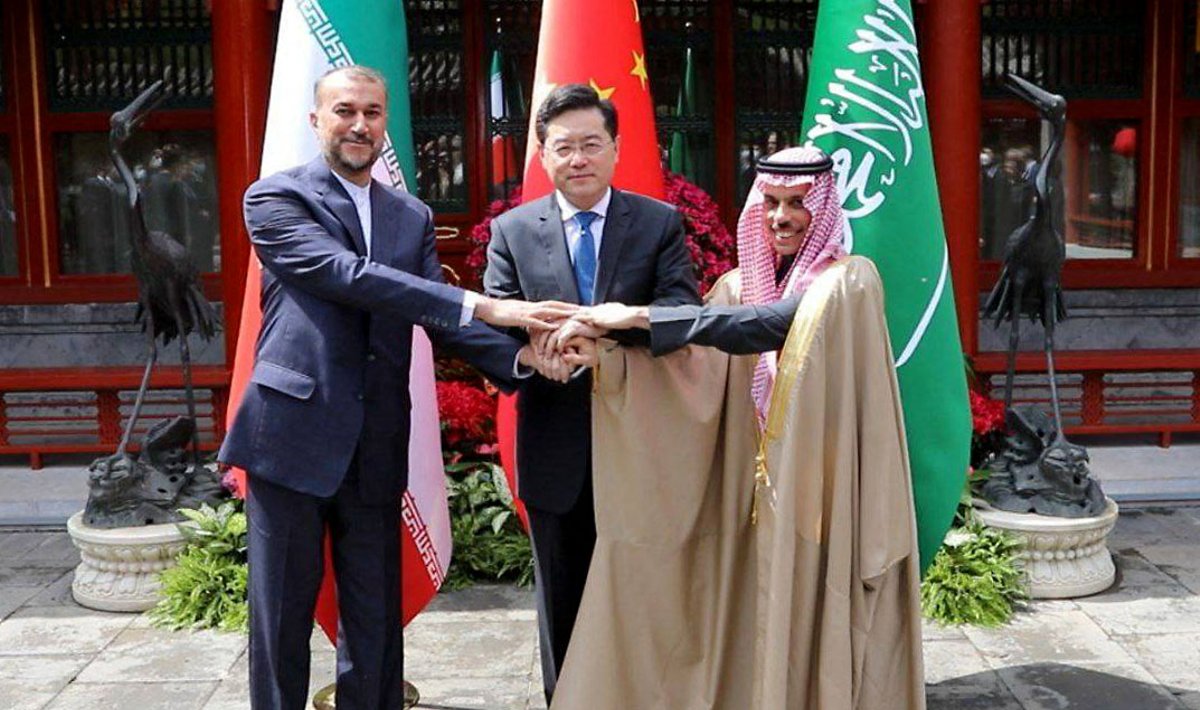 Pekine susitiko Irano ir Saudo Arabijos užsienio reikalų ministrai