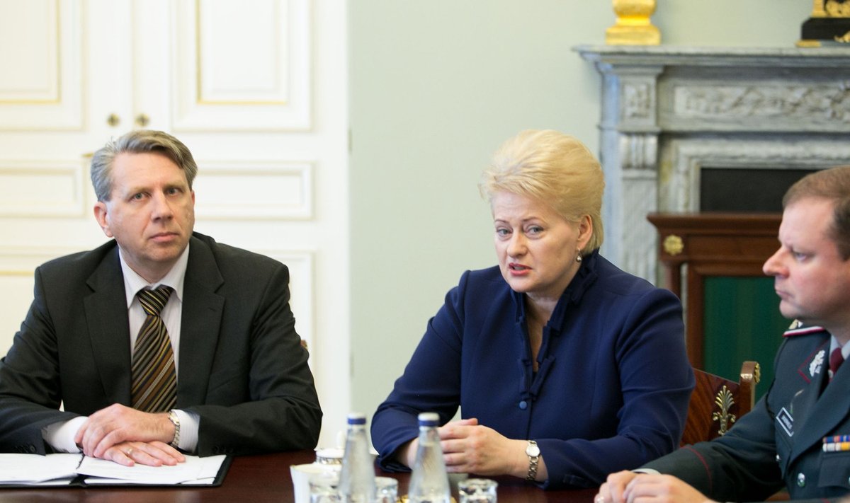 Darius Valys, Dalia Grybauskaitė ir Saulius Skvernelis