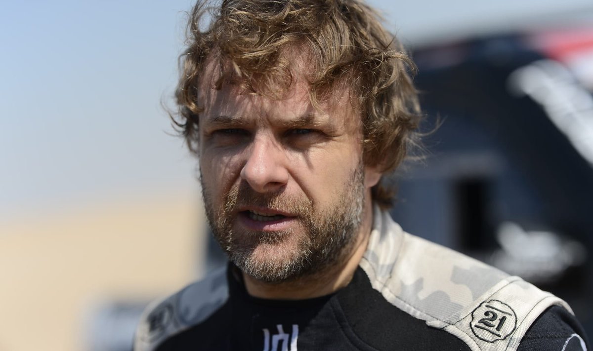 Po pirmos dienos Dubajaus Baja lenktynėse Benediktas Vanagas penktas
