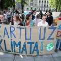 Более сотни человек в Вильнюсе присоединились к протесту против климатических изменений