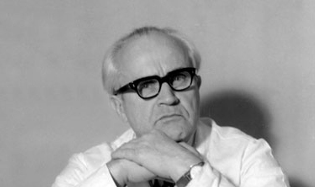 Profesorius Liubomiras Laucevičius 