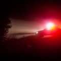 „Volvo“ rėžėsi į pakelės medžius - vairuotojas žuvo