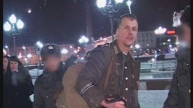 Вооруженный "солдат" вермахта гулял по Калининграду