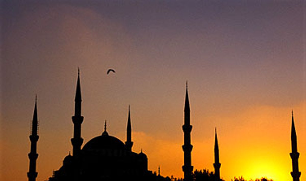 Saulėlydis Stambule.