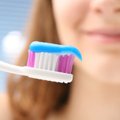 Kada dantų pasta su fluoru kenkia sveikatai?