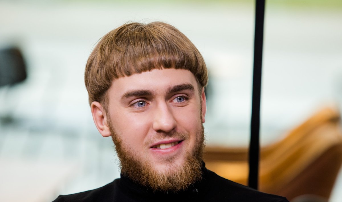 Edvardas Rimkus Kovotojas Dovydas Rimkus-Rimkenzo nusirėžęs plaukus sulaukė šmaikščių ...