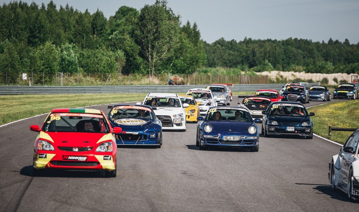 "Fast Lap" lenktynės Estijoje