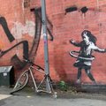 Britų menininkas Banksy Notingamui padovanojo naują piešinį