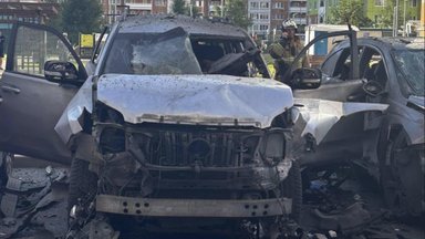 В Москве взорвали автомобиль. Ранен офицер ГРУ, сообщили СМИ, но есть и другая версия
