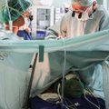 Kauno klinikose širdies operaciją atliko neatvėrę krūtinės ląstos: pacientas jaučiasi puikiai