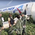 Lėktuvą kukurūzų lauke nutupdęs rusų pilotas: sprendimas keitėsi kelis kartus