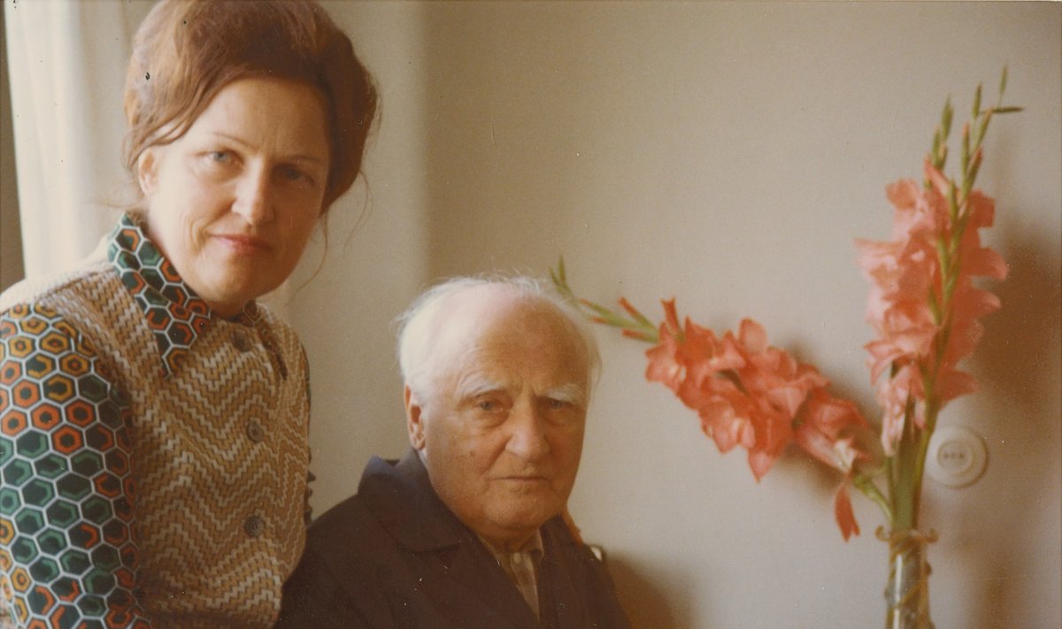 Paulius Galaunė su dukra Dalia Galaunyte jos viesnagės Lietuvoje metu. Vilnius, 1973