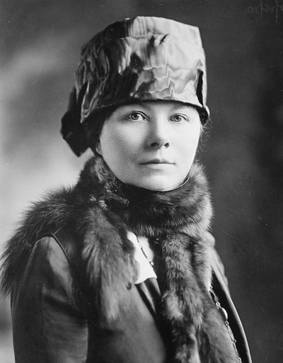 Esther Pohl Lovejoy