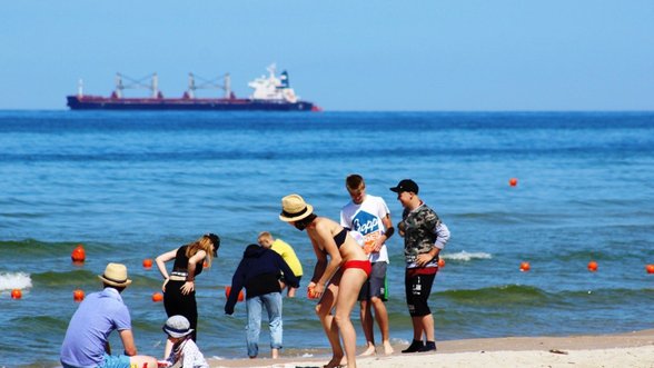Prieš Jūros šventę pakilusios kainos lietuvių neatbaido: per atostogas šiemet išleidžia daugiau nei užsieniečiai