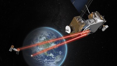 Kosmose bus išbandoma lazerinė ryšio technologija. NASA iliustr.