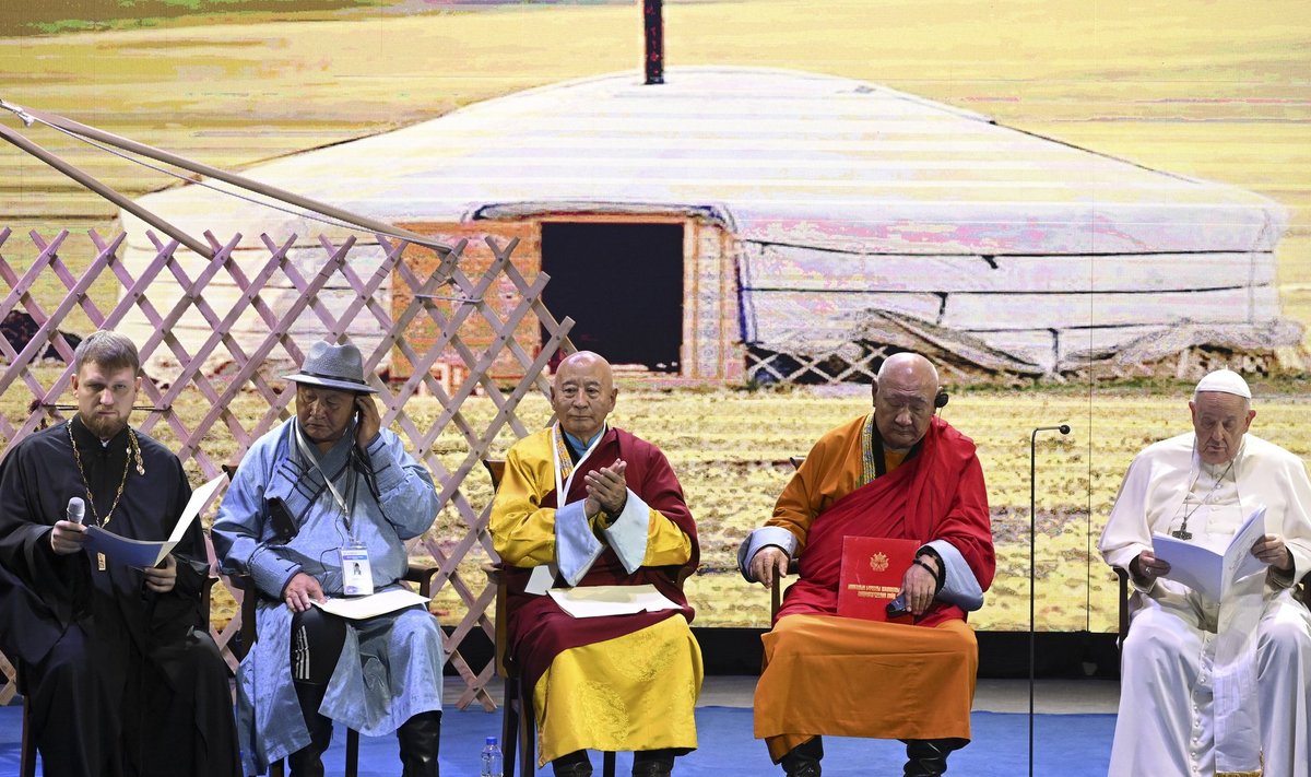 Mongolijoje popiežius pabrėžė tarpreliginio dialogo galią siekiant taikos