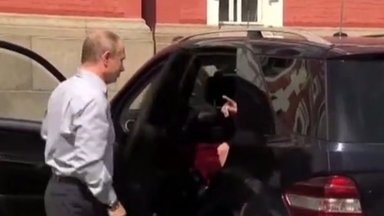 Paaiškino, ką automobilyje slėpė V. Putinas
