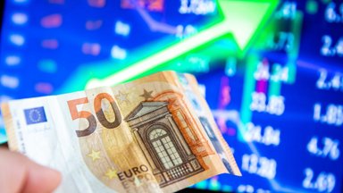 ES svarsto „pertvarkyti“ pasaulinius finansus