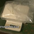 Kratų metu pas klaipėdietį rasta daugiau nei kilogramas kokaino