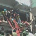 Bangladeše sugriuvus pastatui žuvo 82 žmonės