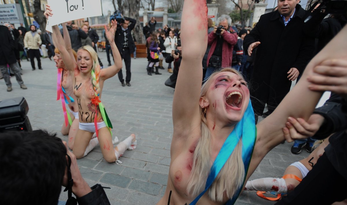 Ukrainos moterų judėjimo "Femen" narės sulaikytos Stambule