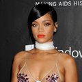 Drabužius nusimetusi Rihanna įsiamžino itin seksualioje ir provokuojančioje fotosesijoje