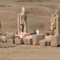 Egipte atidengtos senovės Egipto valdovo Ramzio II statulos