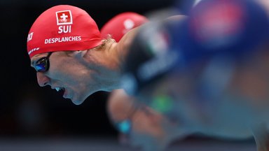 Tradicinį neutralumą keičia kitas tonas: šveicarai plaukimo takeliuose nenori akistatų su rusais ir baltarusiais