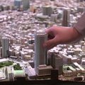 Trimačio vaizdo projekcijos pagyvina įspūdingą Tokijo maketą