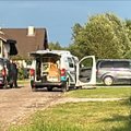 Skaudi tragedija Klaipėdos rajone: į kiemą automobiliu įvažiuodamas vyras mirtinai sužalojo savo 1-erių vaikutį