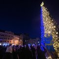 Rusija Kalėdų nepavogs: Kyjive įžiebta šventinė eglė