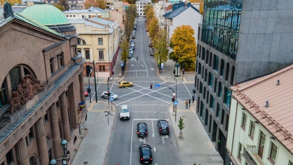 Eismo pokyčiai Lietuvos gatvėse: pirma įveda naujovę, o instrukcija – kada nors