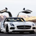 „Mercedes“ pristatė išskirtinę superautomobilio SLS AMG versiją