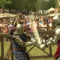 Galingi senovinio kalavijo smūgiai į pergalę Riterių turnyre atvedė 27-rių lietuvį