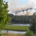 Kariuomenės sraigtasparniai gesina gaisrus Latvijoje ir Švedijoje