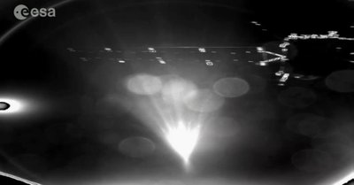 Pirma neapdorota nepriklausomai skrendančio "Philae" modulio nuotrauka