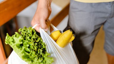Prekybininkai įvardijo perkamiausius savaitės maisto produktus: ne viską lemia nuolaidos