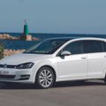 Naujos kartos „Volkswagen Golf“ užsakymai auga lyg ant mielių