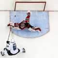 San Chosė „Sharks“ ledo ritulininkai NHL reguliariojo sezono starte iškovojo ketvirtą pergalę iš eilės