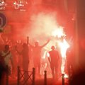 Nauji neramumai Prancūzijoje: dešimtys fanų – ligoninėje, dar daugiau jų – sulaikyta