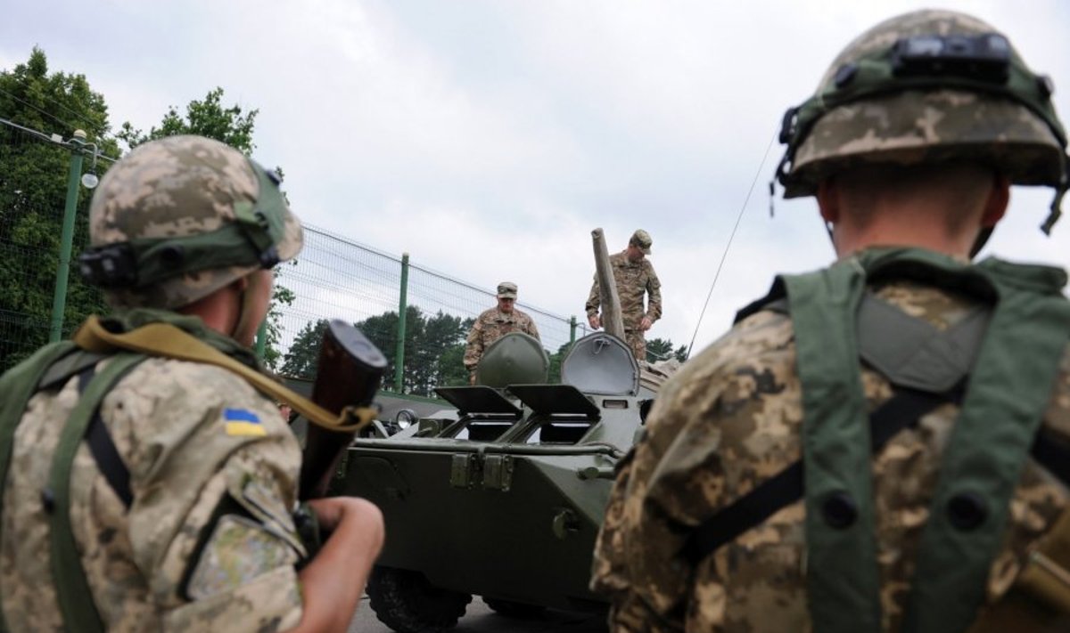 Ukrainoje prasidėjo bendros su NATO šalimis pratybos „Rapid Trident“