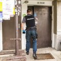 Vilniuje siautėjo pistoletu ginkluotas vaikinas – šaudė į žmones, sumušė vyriškį, o ginklą išmetė į konteinerį