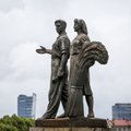 Heritage commission to take up Green Bridge statues issue