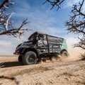 Lietuviška sunkvežimio komanda Dakare susidūrė su pirmais nuotykiais: pamatė, kaip virsta konkurentai