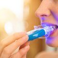 Gydytoja odontologė: neapsigaukite, „balinančios“ dantų pastos nebalina, o jas naudoti būtina saikingai