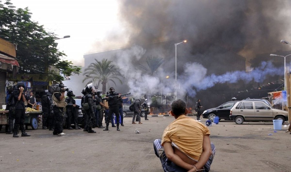 Egipto policija ėmė vaikyti M. Mursi šalininkus