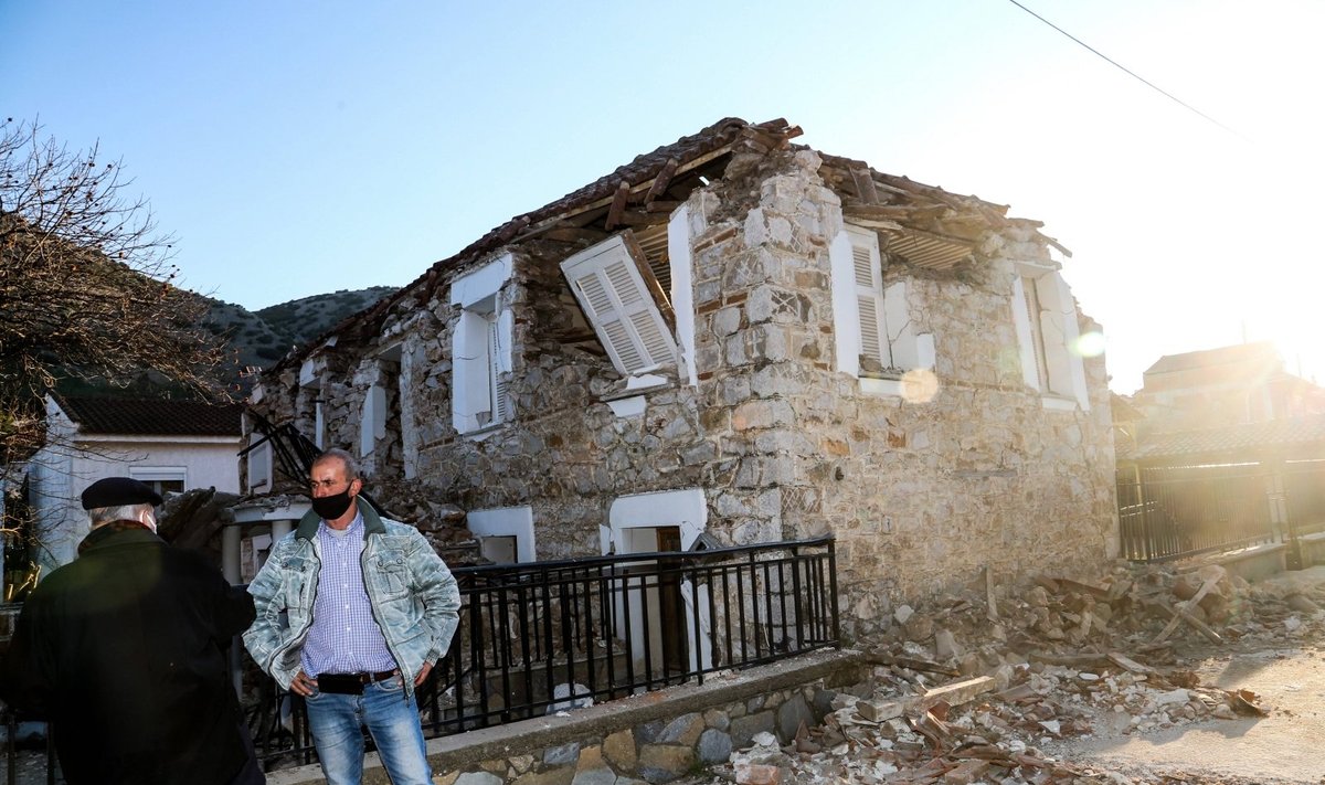 Graikijoje netoli Larisos miesto ketvirtadienio vakarą įvyko naujas žemės drebėjimas
