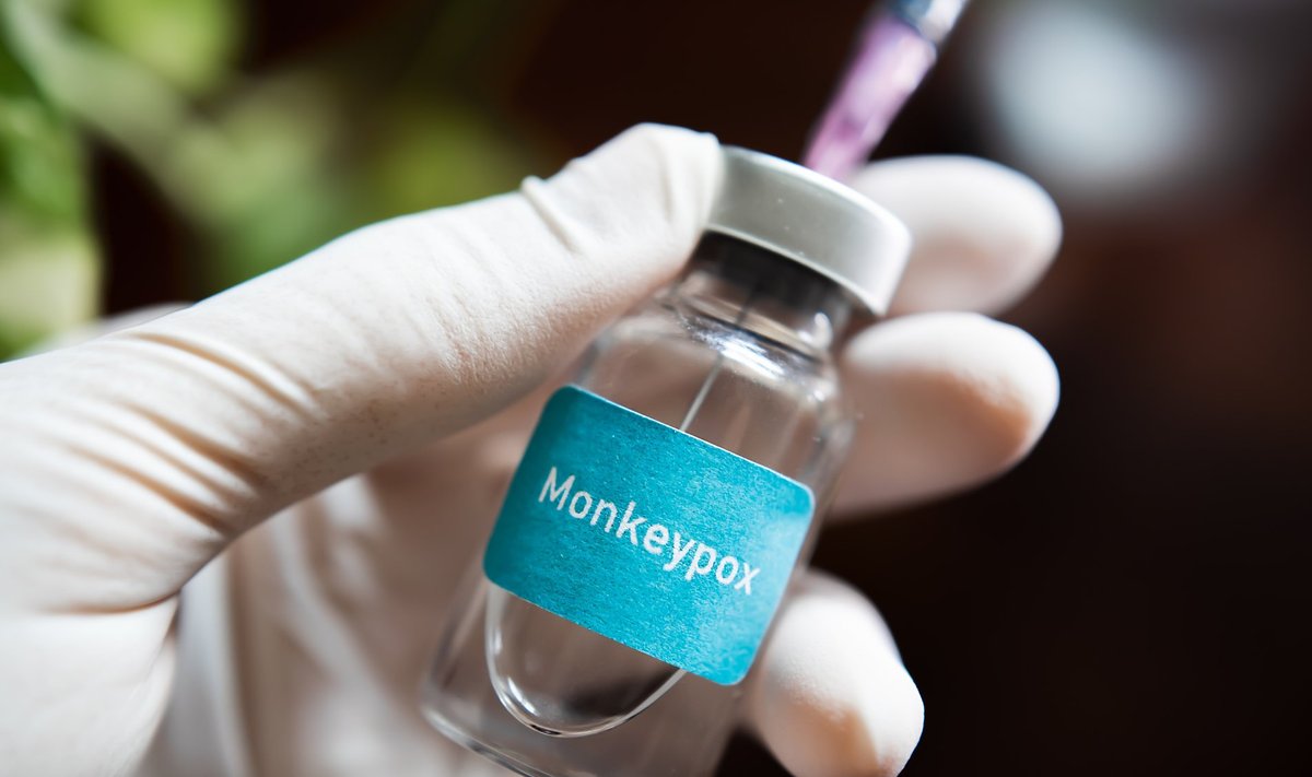 Beždžionių raupų vakcina