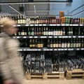 Alkoholio pardavimai šalyje mažėja, bet išvadas dėl vartojimo daryti per anksti